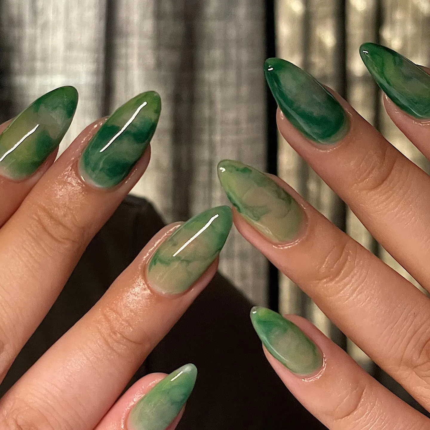 green nails