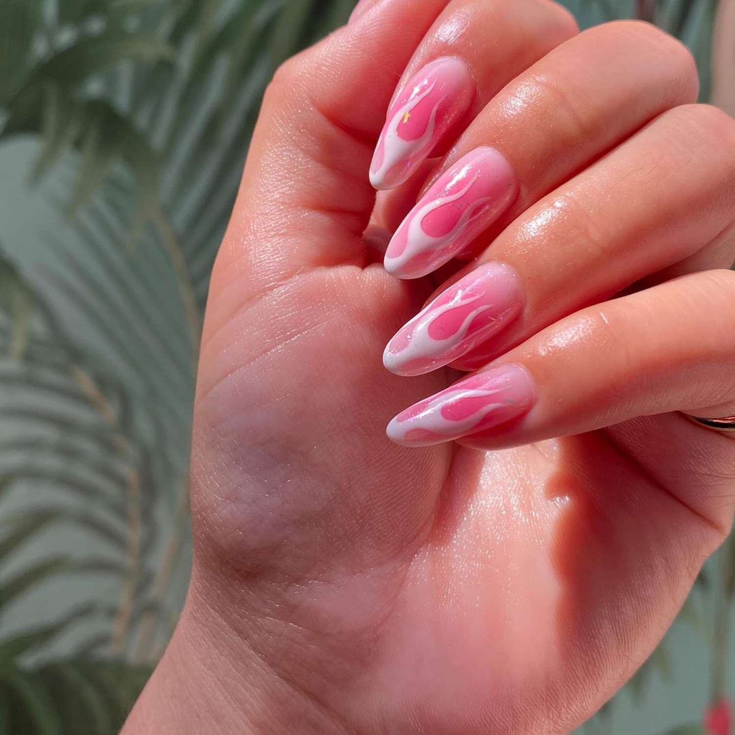 pink and white ombre nails