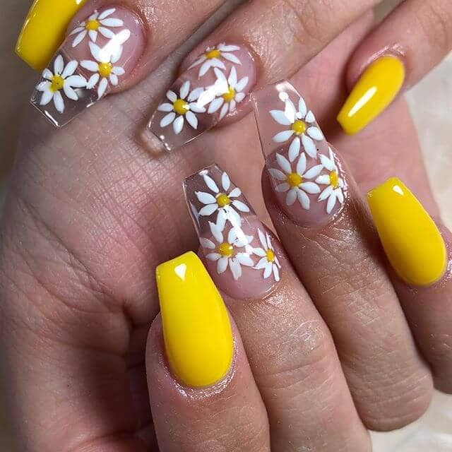 yellow nails